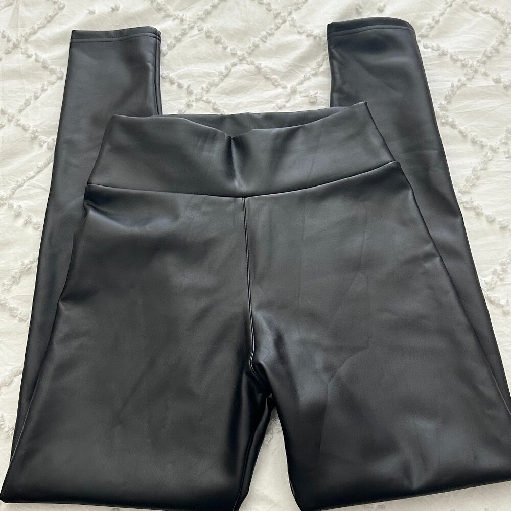 Robert Matthew Faux Leather Leggings Size M High Waist NWT